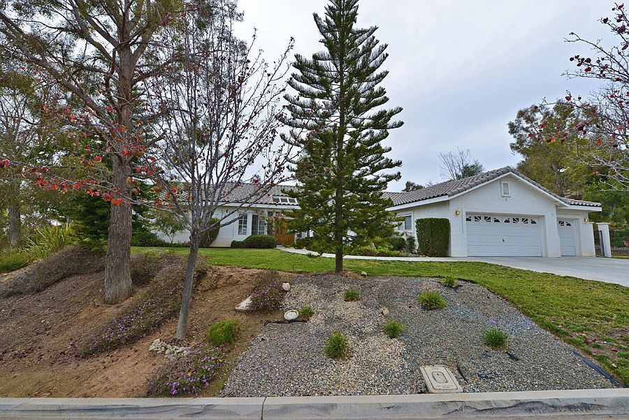 1st image of 2740 Wedgemere Ct