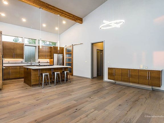 27 B Pond Ridge Road