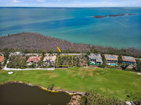 2933 Wulfert Rd, Sanibel, FL 33957