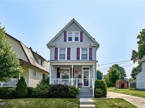 134 N Milton St, Zelienople, PA 16063