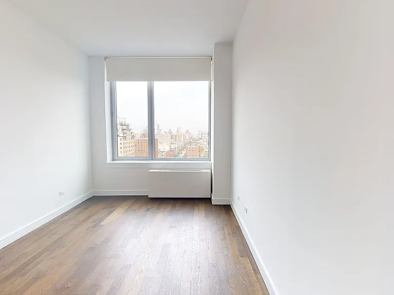 801 Amsterdam Ave #16G — Photo 4