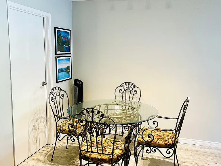 5 Jacksway Cres #108 — Photo 11