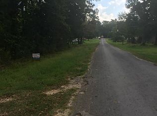 202 Glenwood Dr, Wallisville, TX 77597