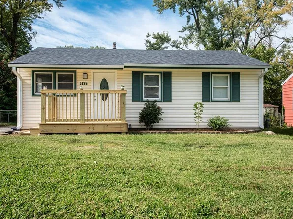 5126 N Corrington Ave, Kansas City, MO 64119