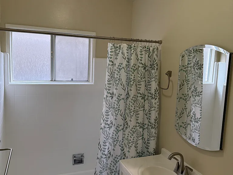 5506 W Adams Blvd #3 — Photo 14