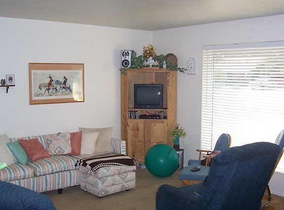 5th image of 3801 N Orangewood Avenue