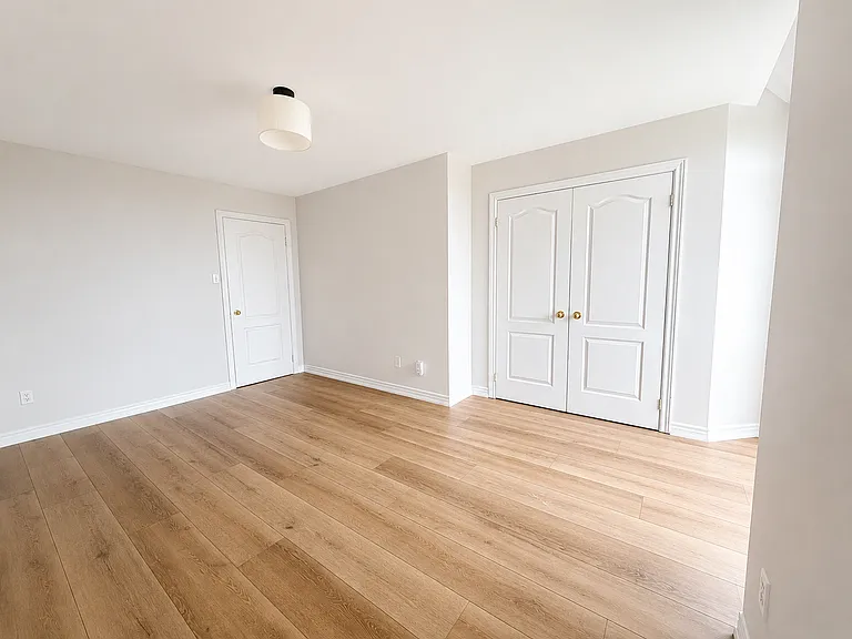 204 Springstead Ave — Photo 17