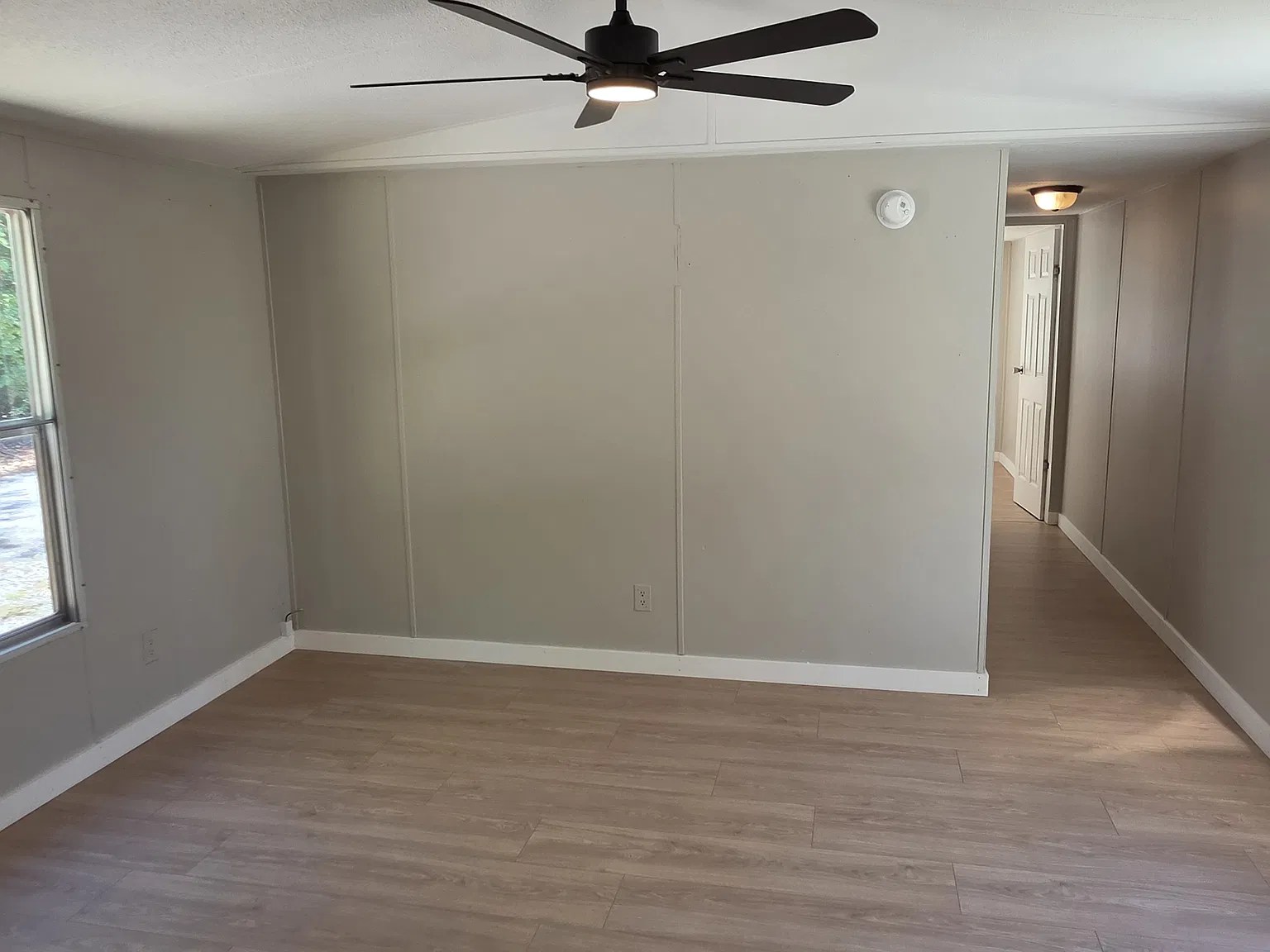 2 bed, 1216 sqft, $650 — Photo 3