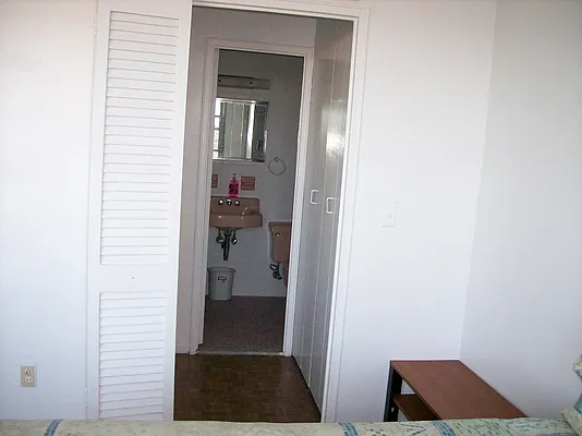 Rented by Perry Associates NYC Inc | media 5