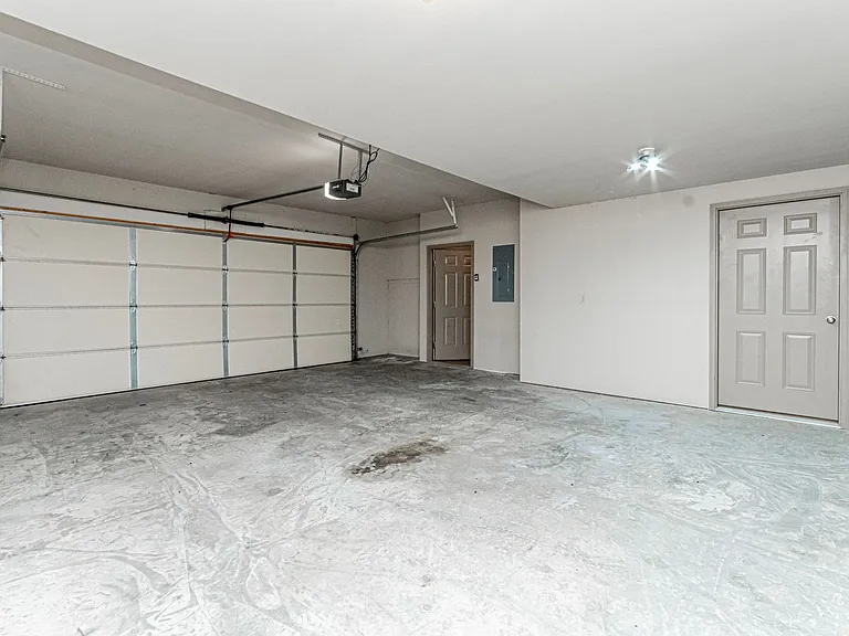 2501 Sawmill Rd — Photo 24