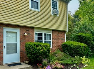 252 West St APT 18, Amherst, MA 01002