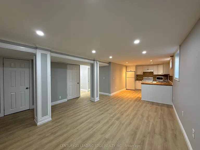 303 Wilson Rd N — Photo 7