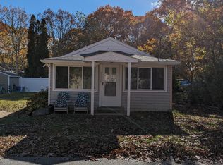 11 W View Ln, Centerville, MA 02632