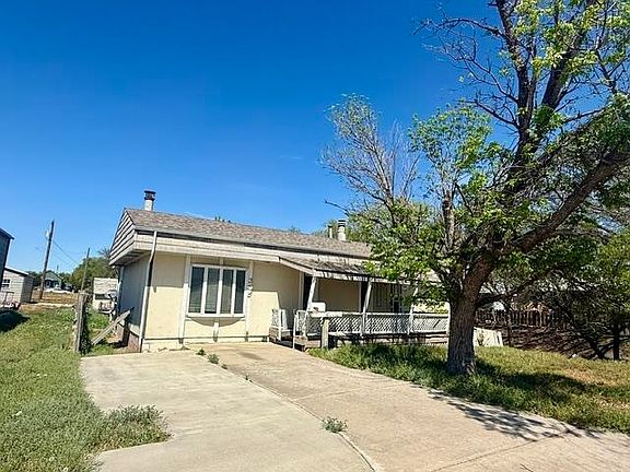 2nd image of 305 E 17th St