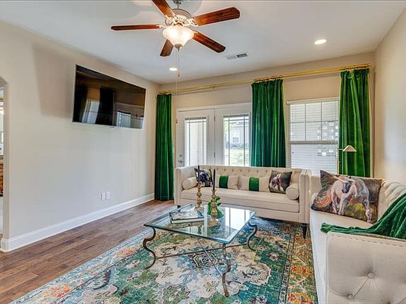 5th image of 295 Chancery Dr