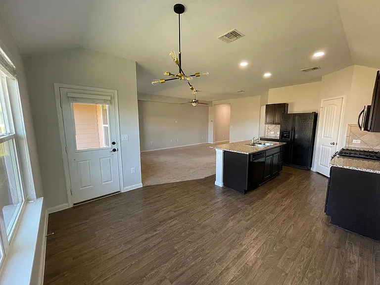 136 Voss — Photo 19