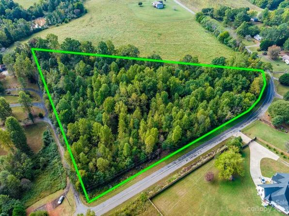 0 Whitener Rd, Hickory, NC 28602