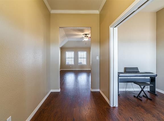 4th image of 4036 Quail Ln