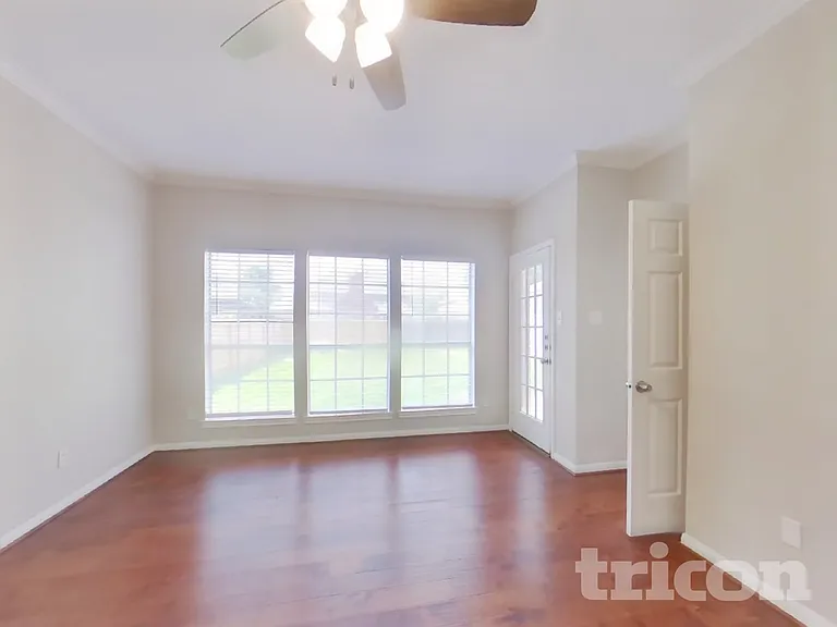 1507 Moon Shadow Ct — Photo 9