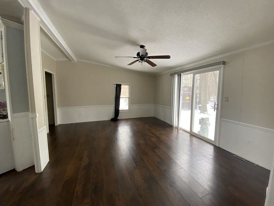 1st image of 14546 Mercury Dr #194