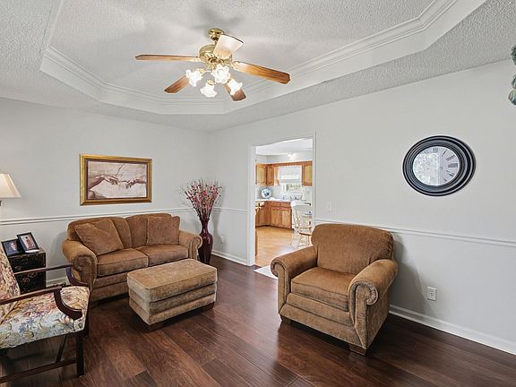 5th image of 1020 Rutledge Dr