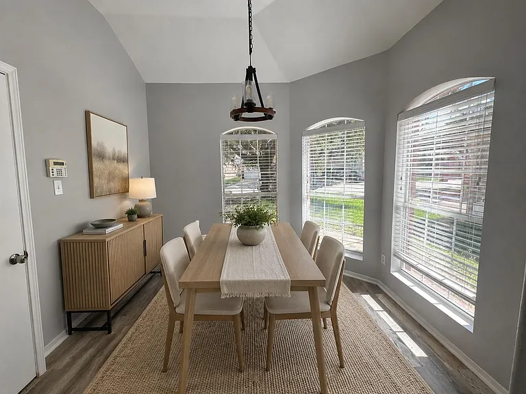12311 Granite Woods Ct — Photo 6