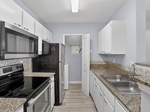 2nd image of 4320 S Kirkman Rd APT 1511