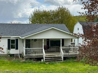 47 Taggart Rd, Newfield, NY 14867