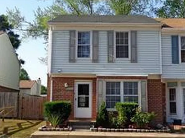 5622 Picadilly Ln, Portsmouth, VA 23703