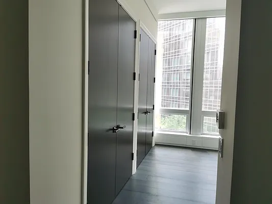 Rented by Voro, LLC | media 3