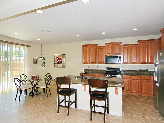 4th image of 1909 Lucca Ln