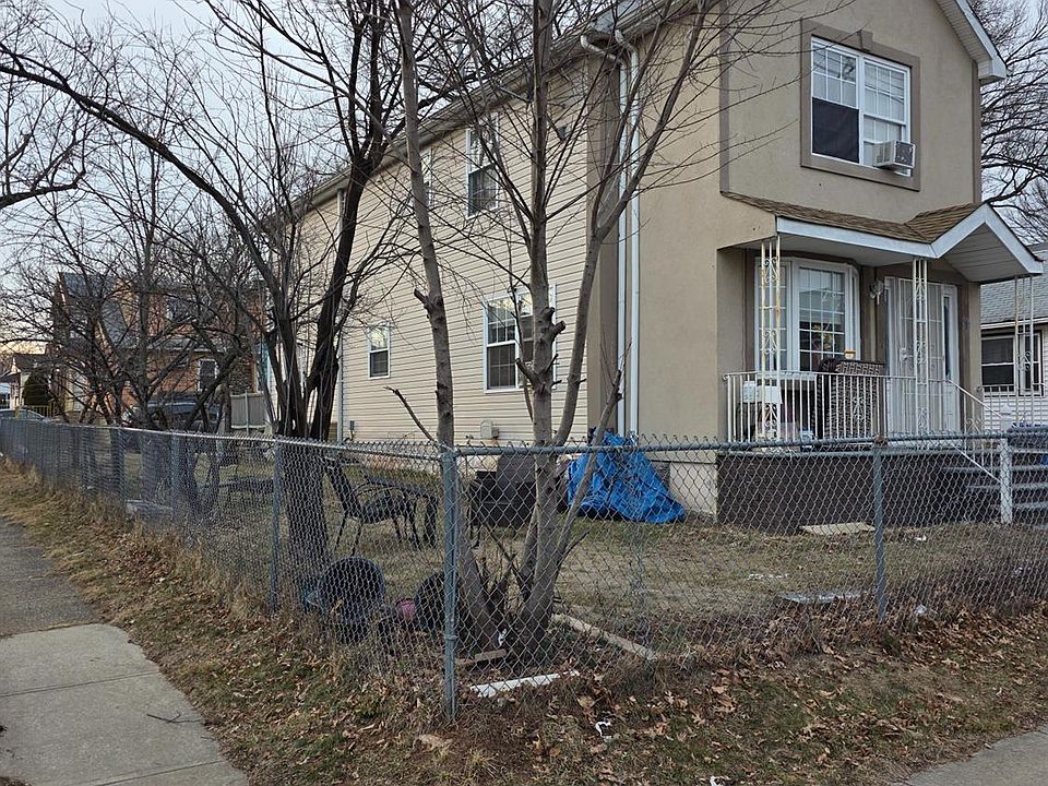 2nd image of 181 Correja Ave