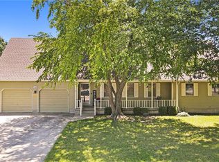 1735 S Ash St, Ottawa, KS 66067