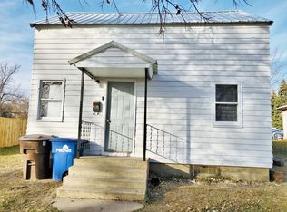 518 W 1st Ave, Mitchell, SD 57301