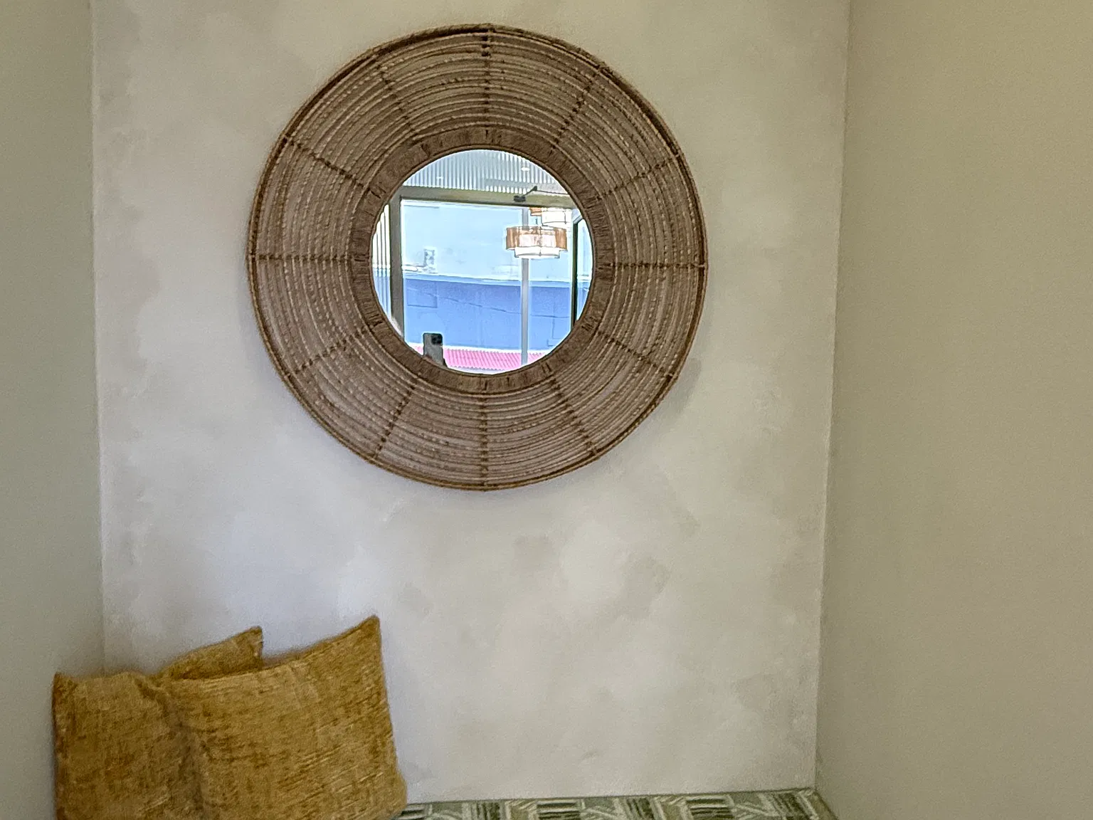 1 bed, 850 sqft, $2,800 — Photo 3