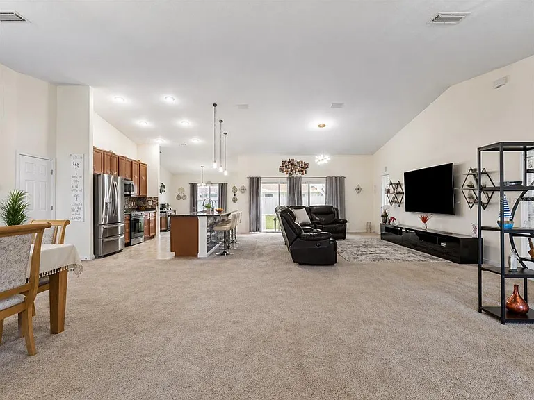 18 Bishop Ln — Photo 10