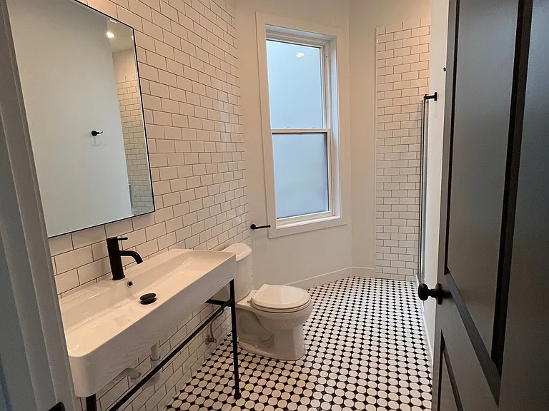 905 S Miller St #2 — Photo 9