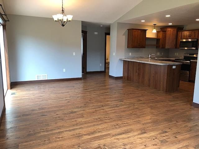 1st image of 4956 Hobbs Ct
