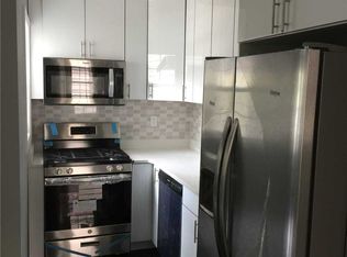 9132 116th St, Richmond Hill, NY 11418