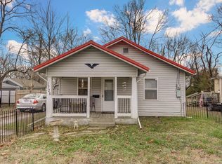 1726 W Thoman St, Springfield, MO 65803