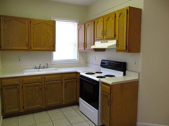 5th image of 202 Gatchell St APT 3