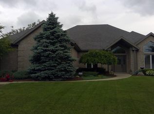 602 Red Bluff Dr, Fort Wayne, IN 46814