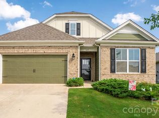 1615 Sweetmoss Loop, Denver, NC 28037