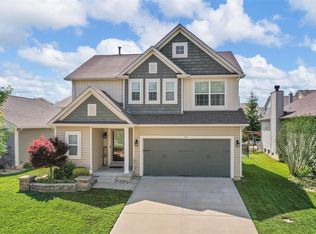 315 Country Trail Dr, Lake Saint Louis, MO 63367