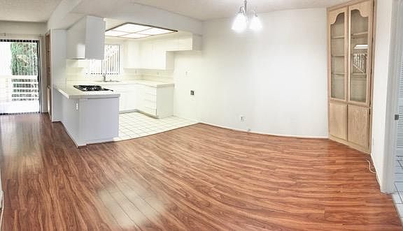 5th image of 16762 Moody Cir