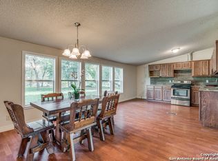 23106 Waterway, Elmendorf, TX 78112