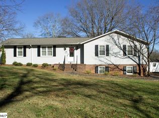 210 Cherry Ln, Fountain Inn, SC 29644