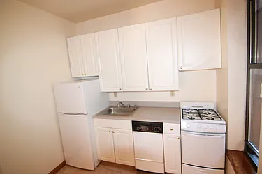 Rented by Guidance Realty Corp.