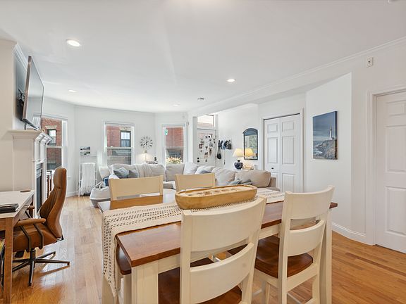 5th image of 6 N Mead St #1