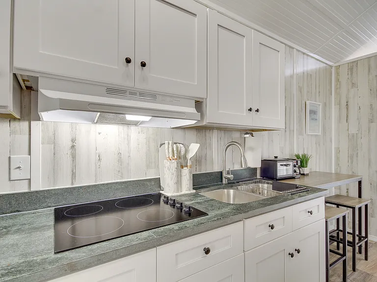 Tiny Apartment Rentals — Photo 12